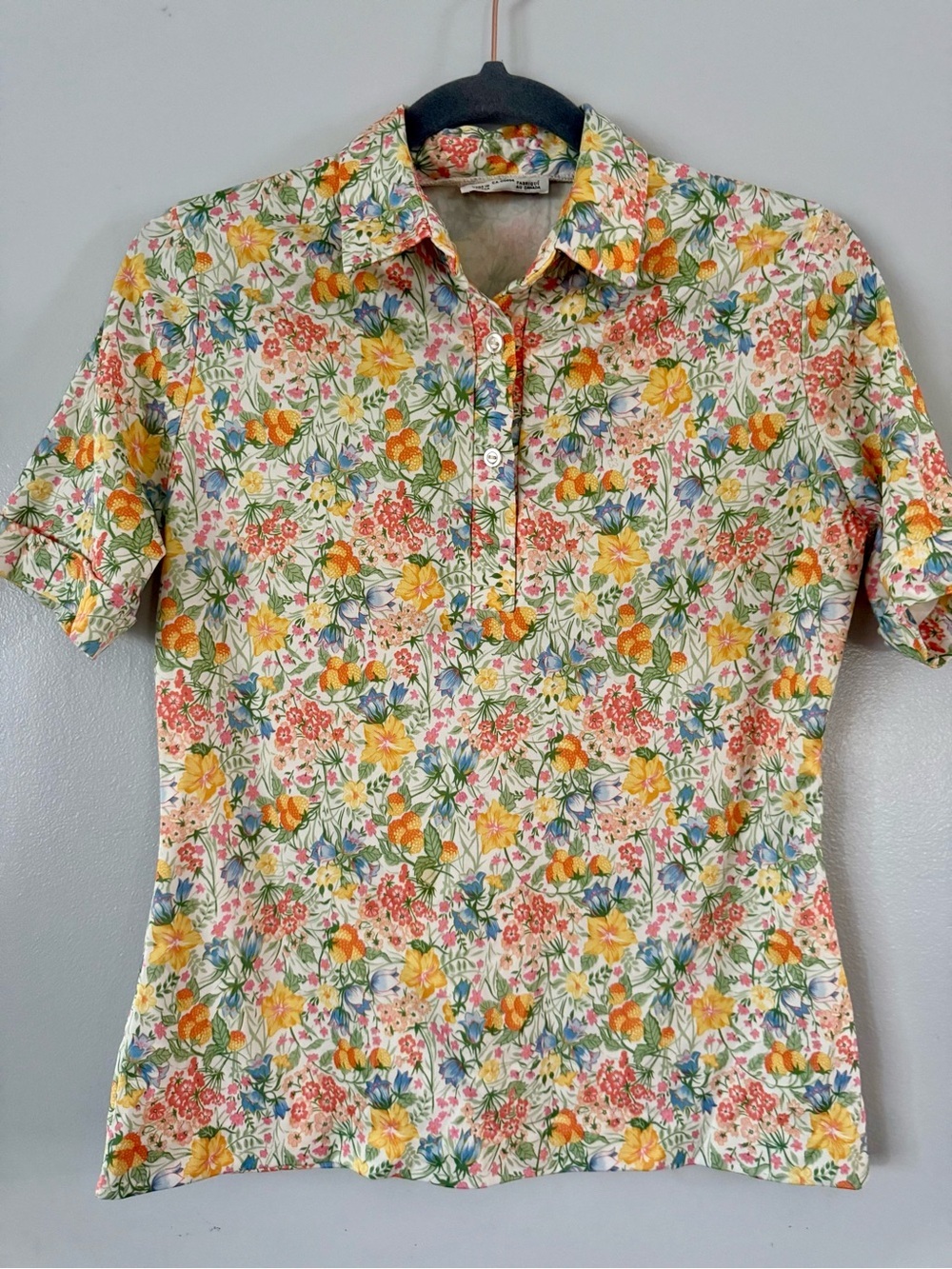 Vintage D'Allairds Canadian Made Colorful Ditsy Floral Short Sleeve Polo